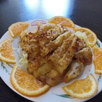 Pollo con almendras cantonés